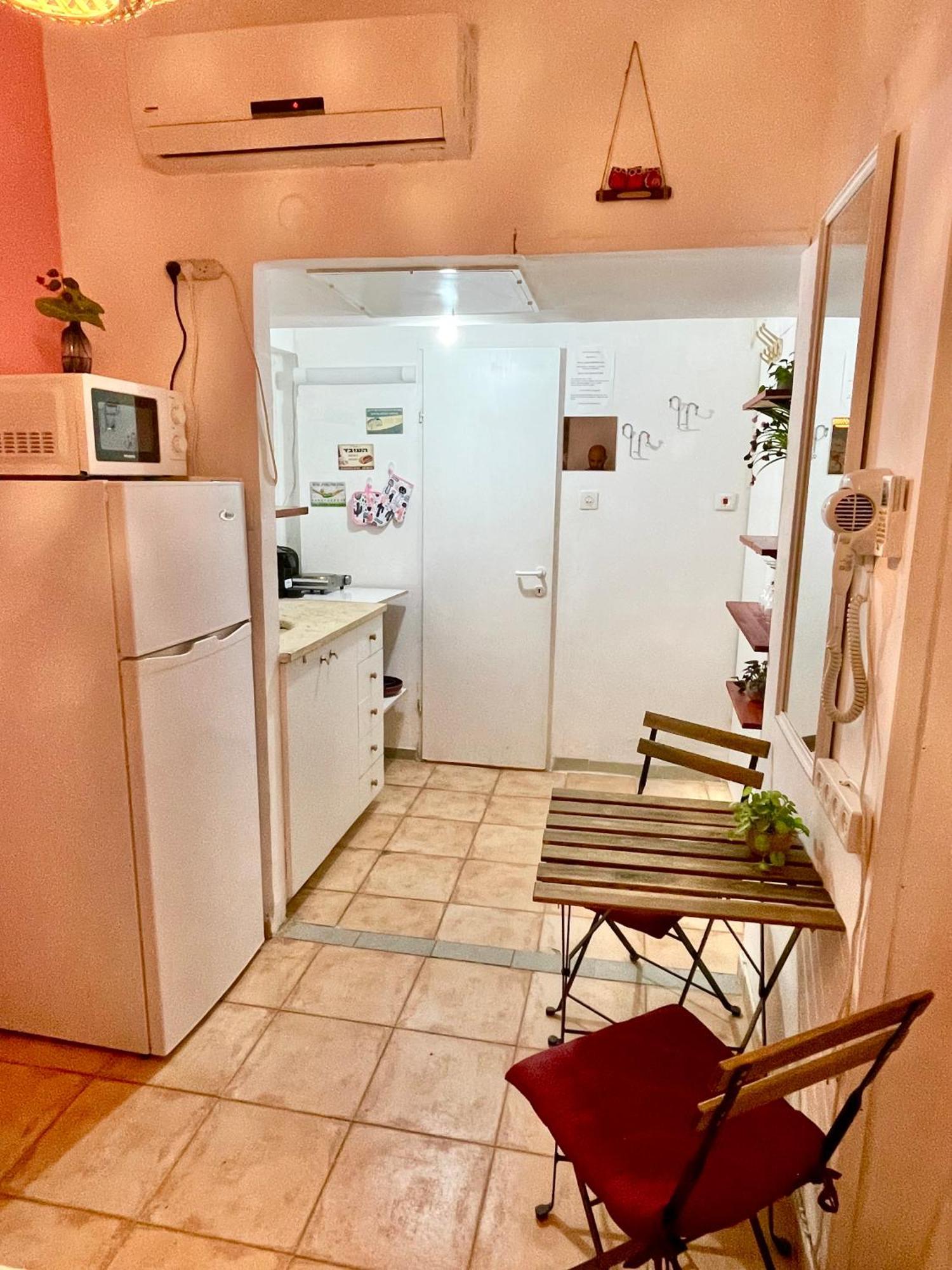 Dotan'S Boutique Apartments - By The Beach! テル・アビブ エクステリア 写真