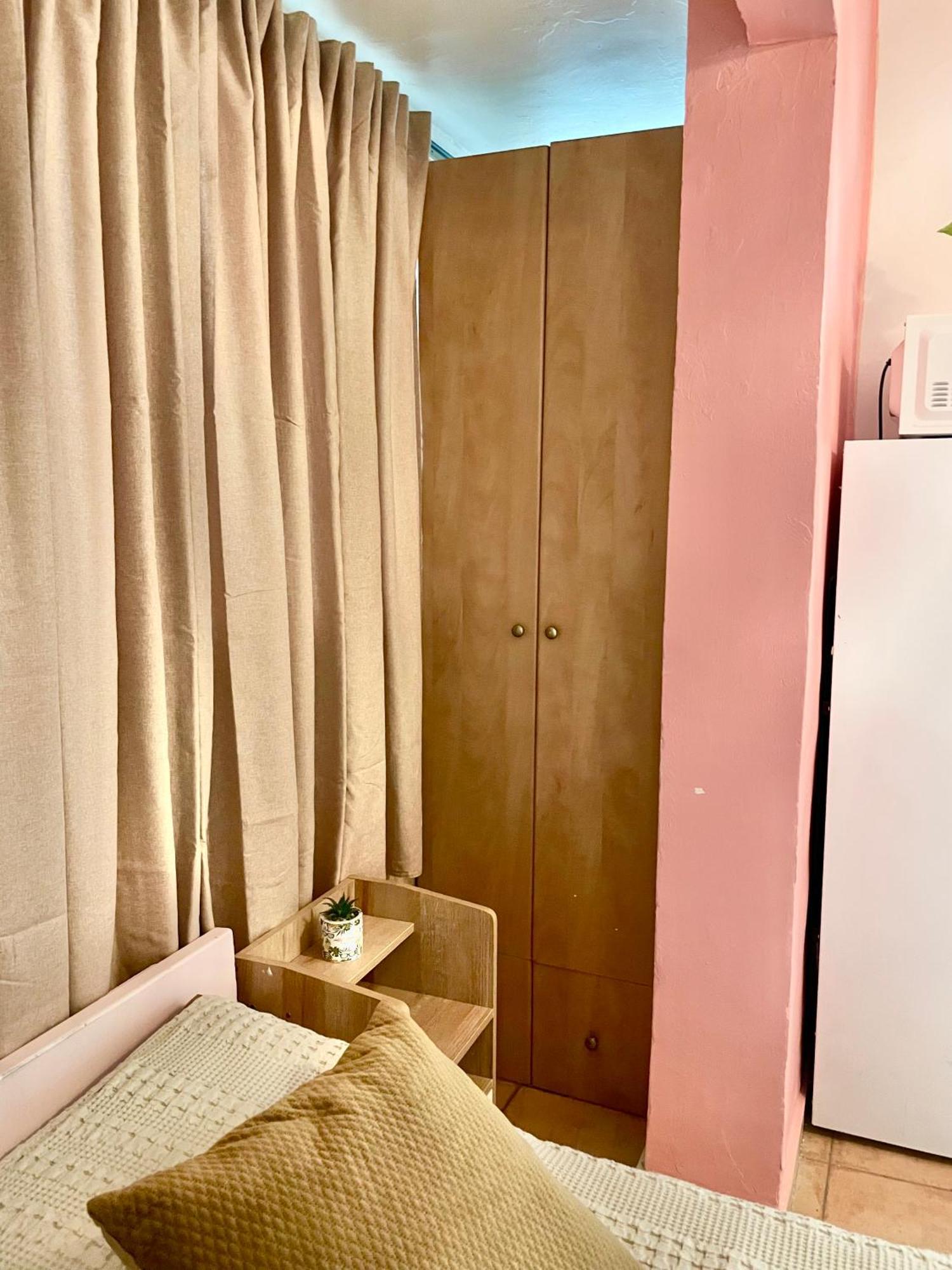 Dotan'S Boutique Apartments - By The Beach! テル・アビブ エクステリア 写真